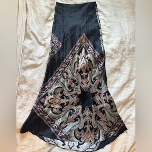 Réalisation Par The Joni skirt. Bandana printed silk long skirt.